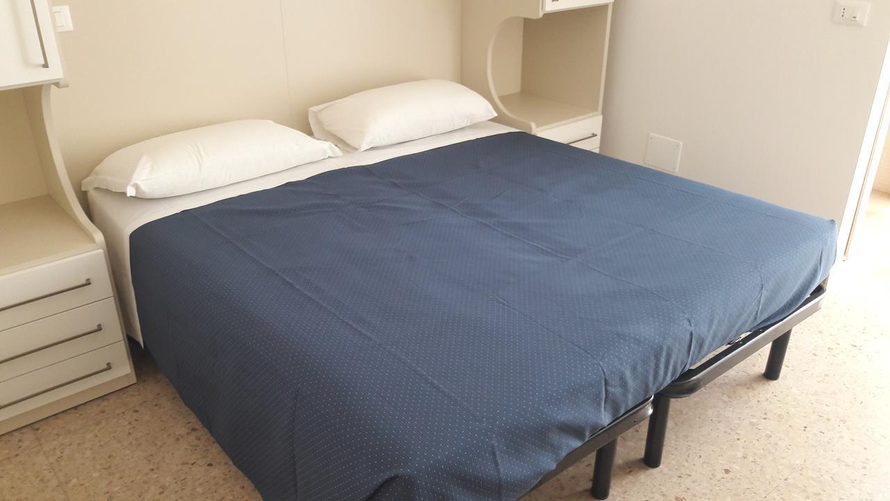 B&B - Meuble' - Hotel " Cordiale " Misano Adriatico Dış mekan fotoğraf